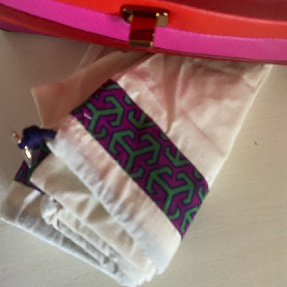 Brand new🔥Tory Burch Kira chevron satchel - Picture 11 of 16